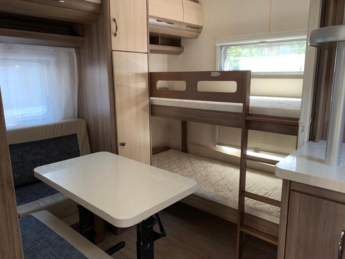 Przyczepy Kempingowe Vip - Osrodek Na Klifie Village - Hel Helska 11 מראה חיצוני תמונה
